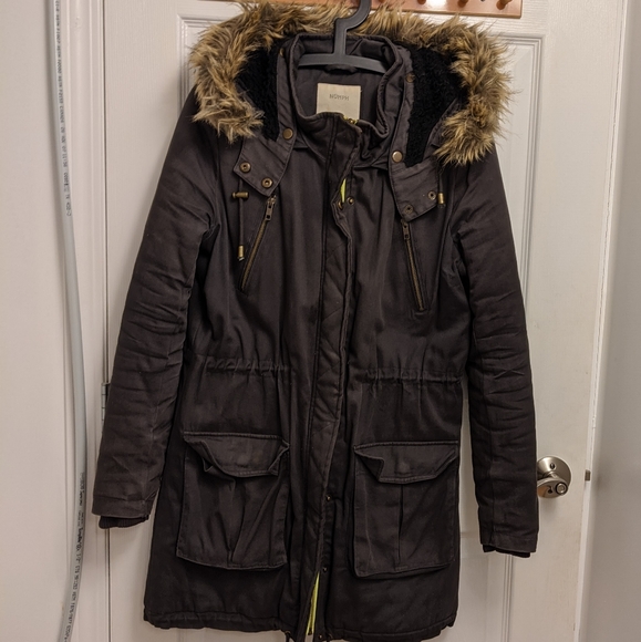 Winter Parka - Picture 1 of 8
